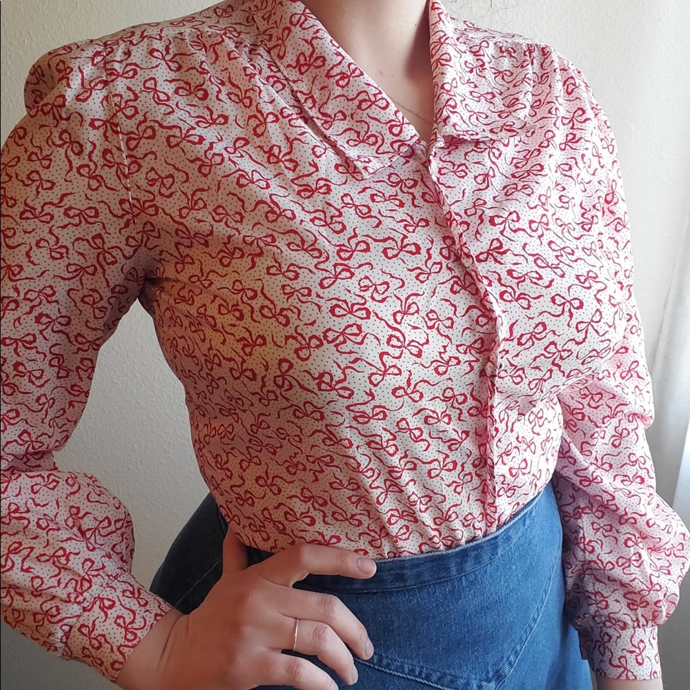 Vintage Delicate Red and White Bow Blouse 70s - 80s